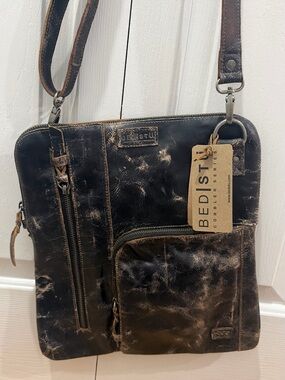 Bed Stu, the Aiken Large Zip Crossbody Black Lux NWT